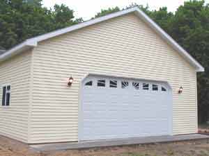 Capture the attention of all with a beautiful garage door!  Servicing a large portion of the Eastern Upper Peninsula, Dan Beals and Hunter Garage Doors of Michigan is your professional answer to all of your garage door installation needs.